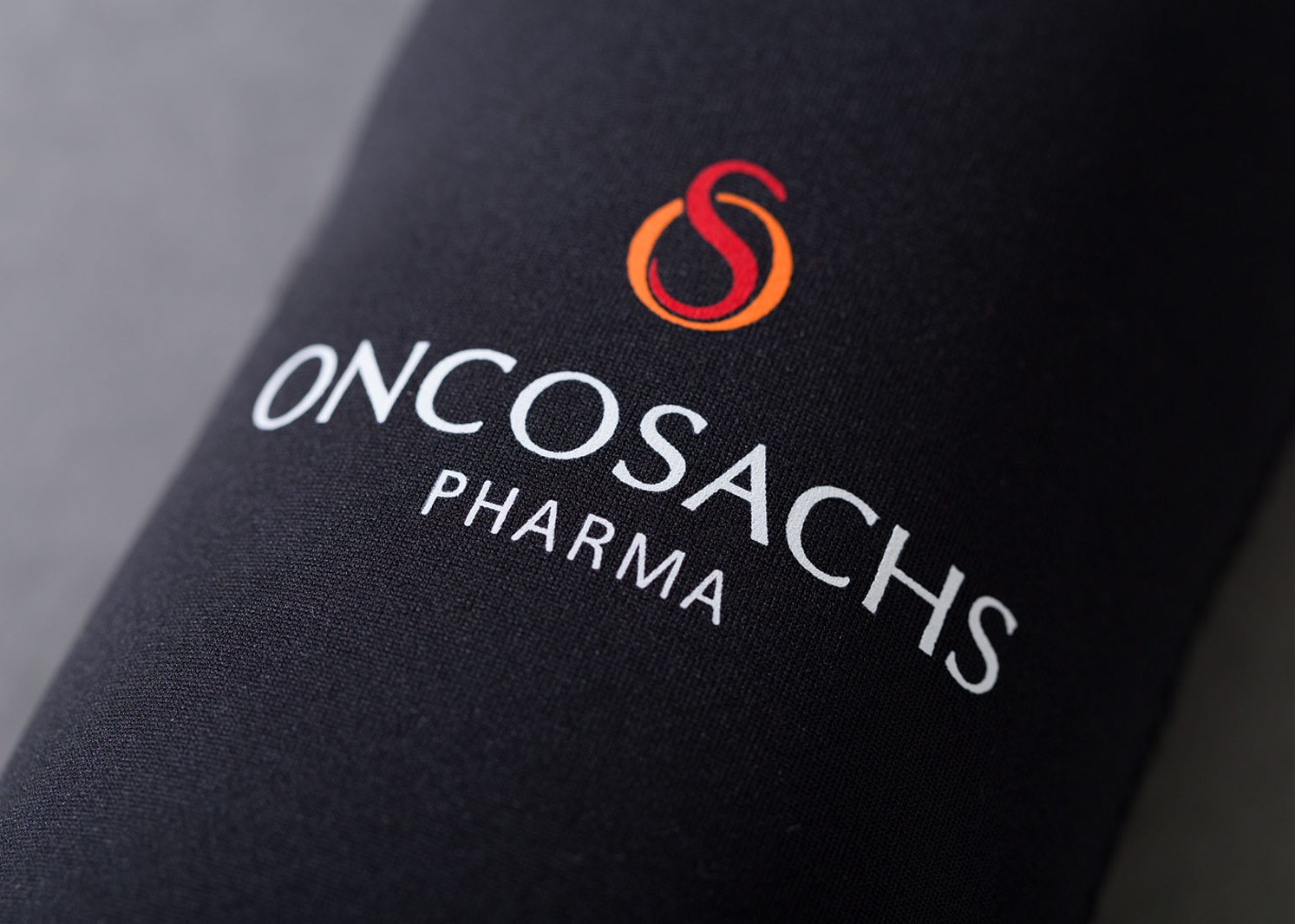 oncosachs pharma logo stoff