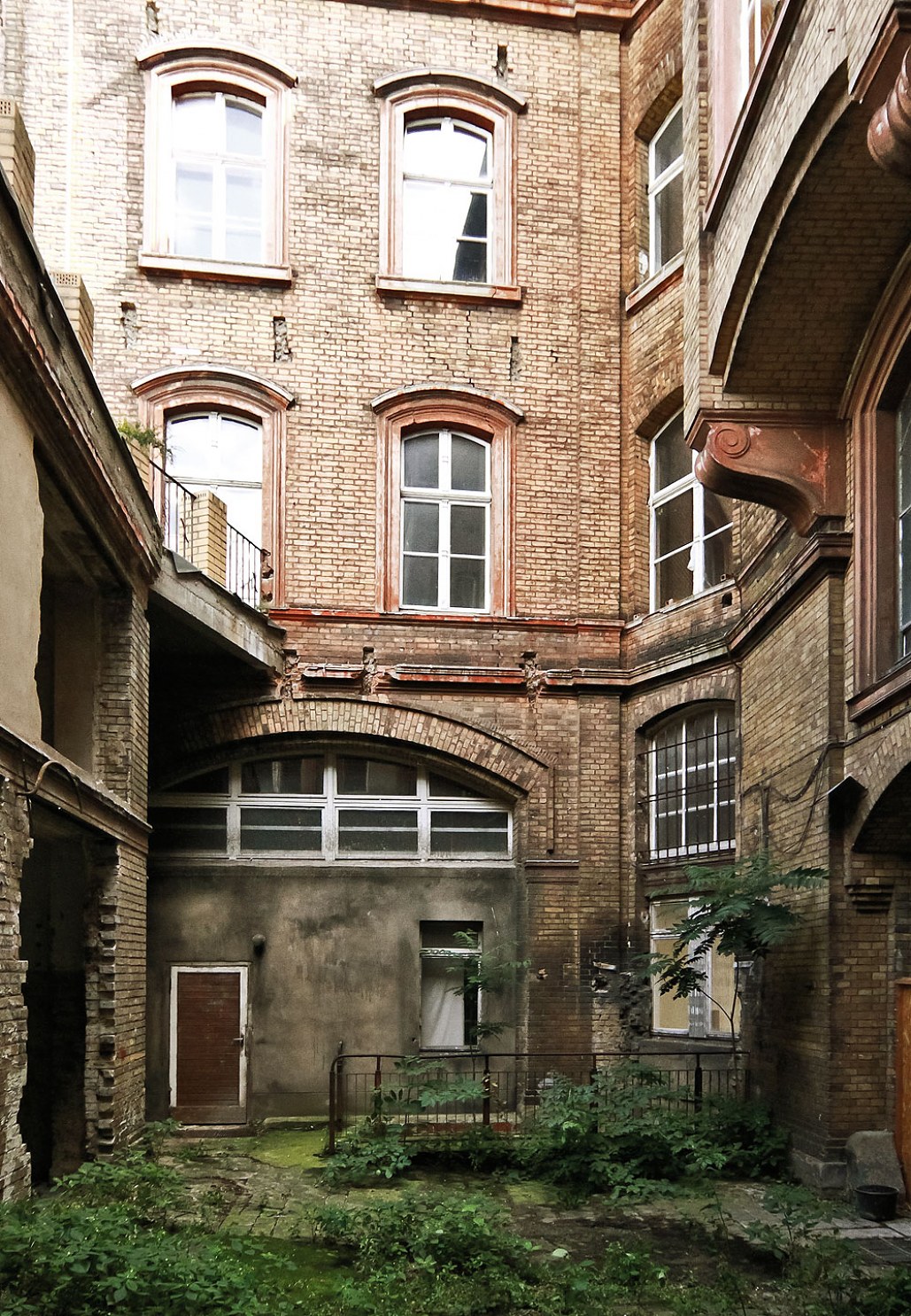 wallstraße außenansicht dreipunkt