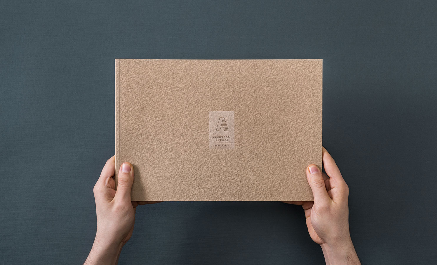 Aschaffenburger Strasse - Expose braun