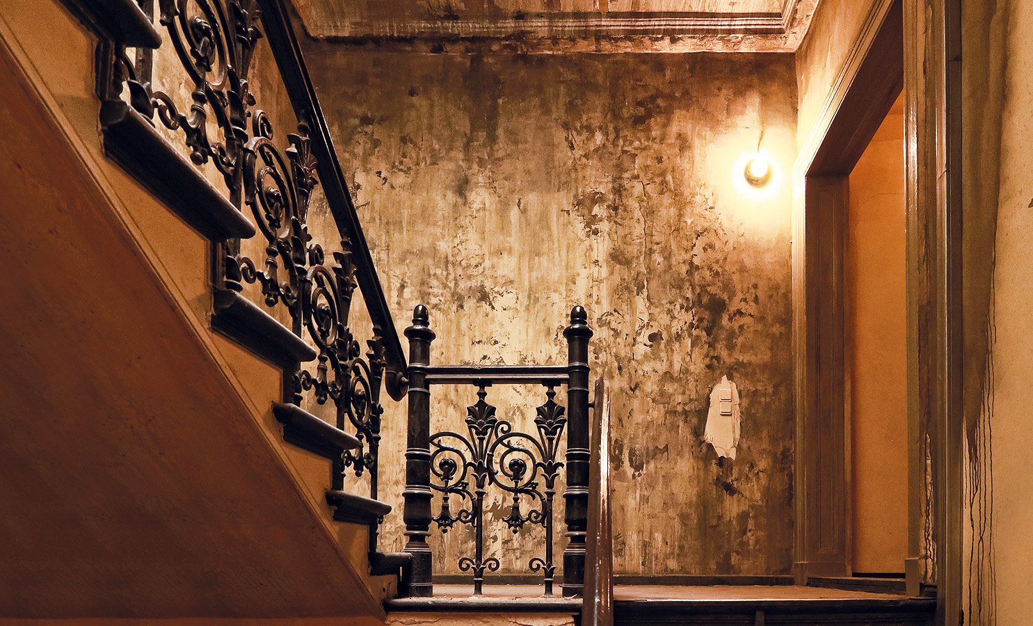 wallstraße treppenaufgang dreipunkt