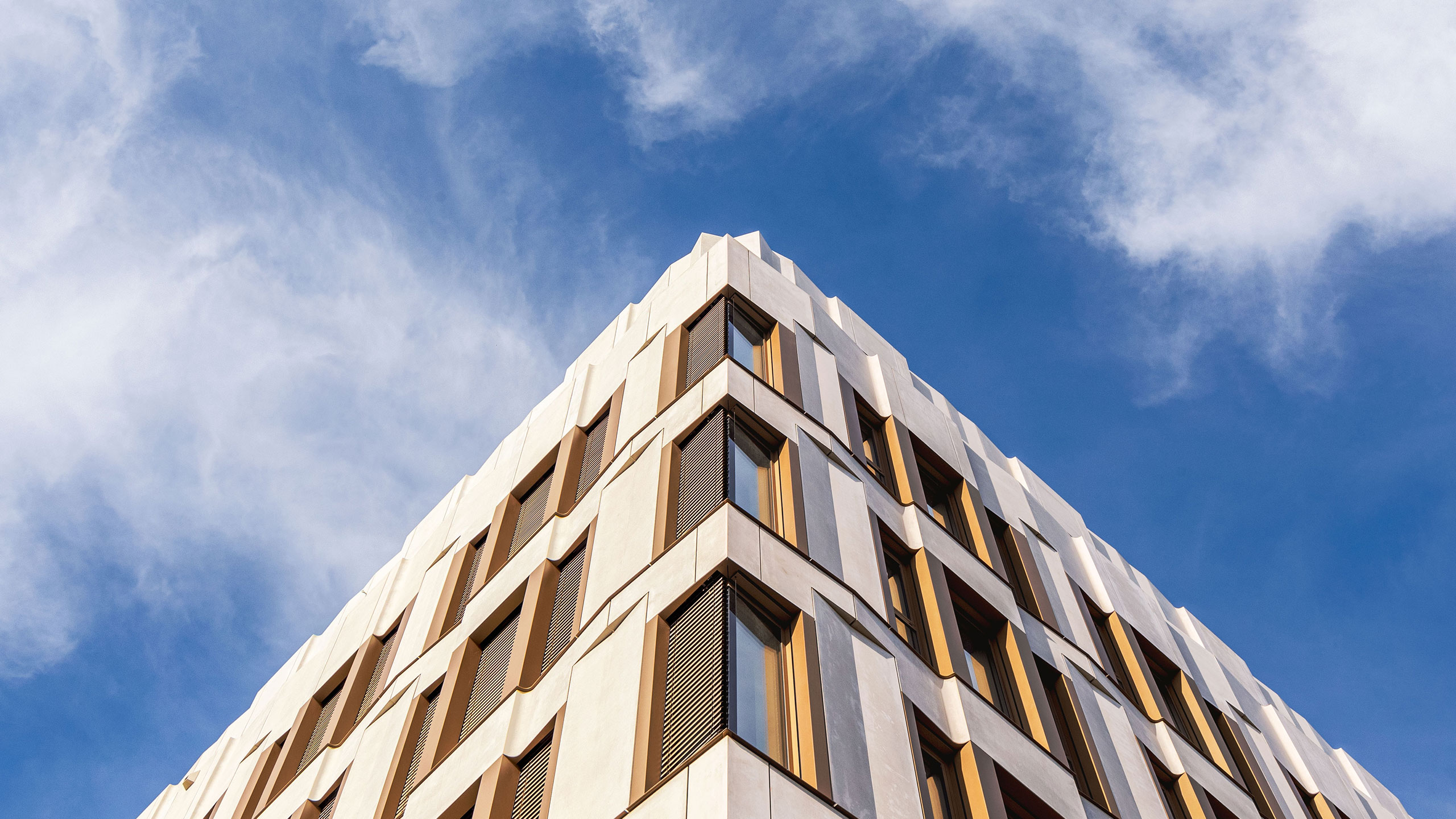 agentur dreipunkt klm parallax 03