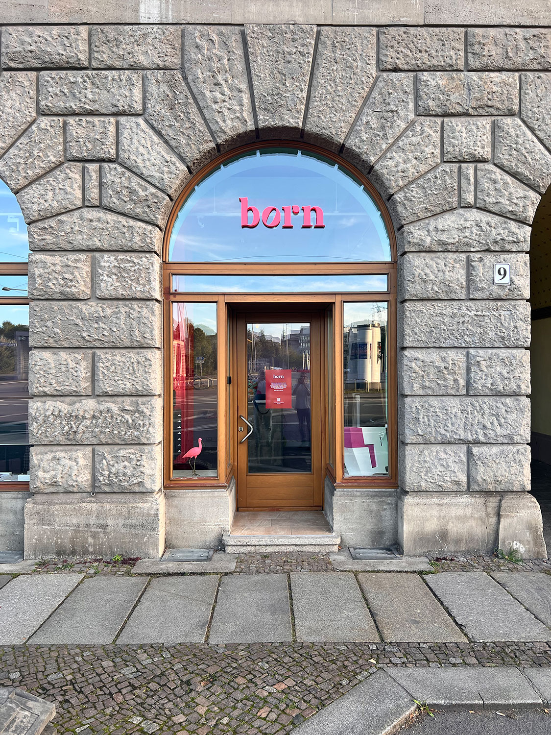 agentur dreipunkt a new store is born 04